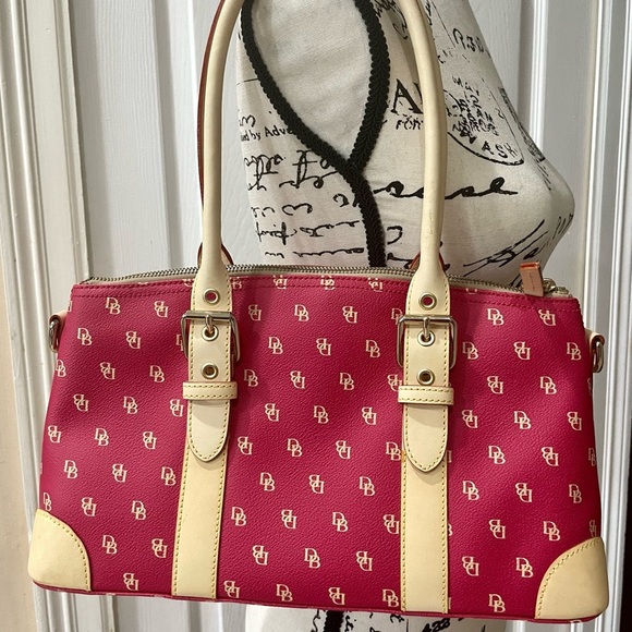 Donney and Bourke Satchel Bag Hot Pink/Tan Logo all over Zipped Quiet Luxury - Picture 7 of 7